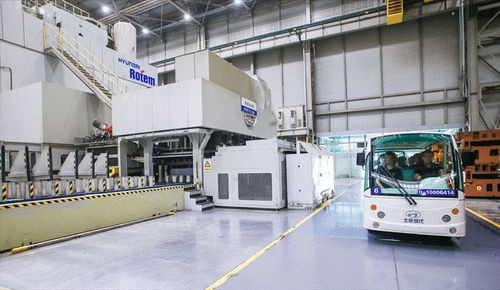 全新伊兰特销量再破万 走访现代工厂全面了解产品本质